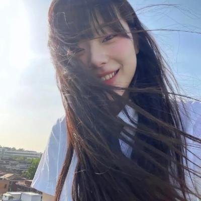 跪毯旁的眼泪